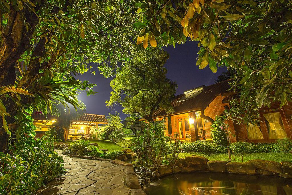 Duta Boutique Villa Yogyakarta Exteriör bild